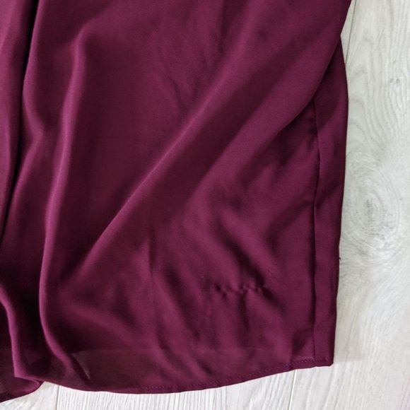 Monteau Burgundy Sleeveless Blouse - Picture 5 of 7